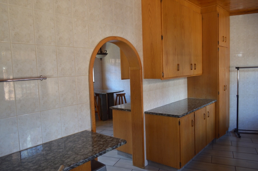 5 Bedroom Property for Sale in Wilkoppies North West